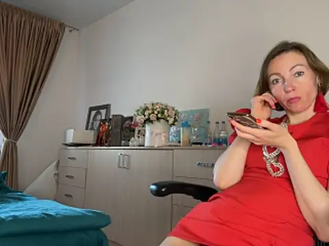 angelicfenix online show from March 29, 2:49 pm