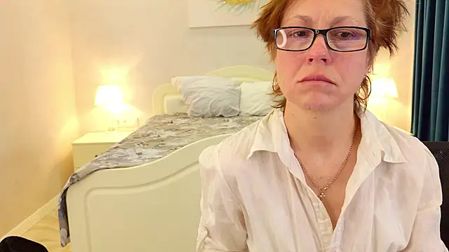 LioraWeiss online show from March 11, 6:39 am