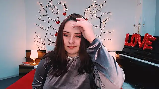 Hennessy bunny online show from March 9, 8:23 pm