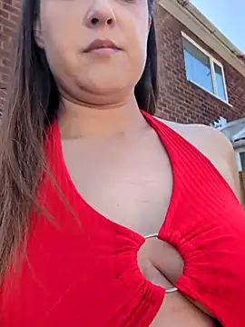 Bwildside online show from April 23, 12:40 pm