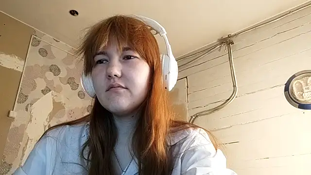 DinaFirebird online show from March 12, 5:10 am