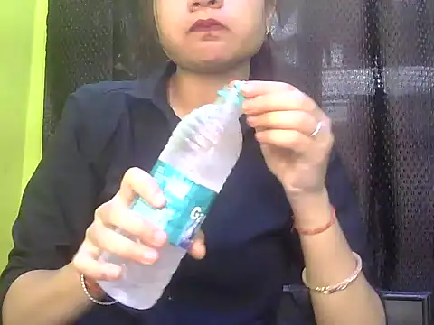 Aani 0 online show from April 4, 4:33 am