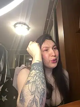 EvaBeautyXx online show from April 18, 12:02 am