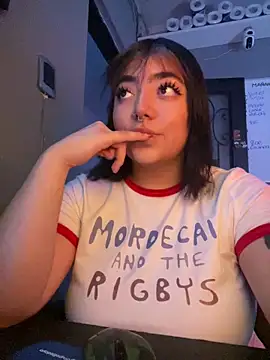 Alessia Walkeer online show from March 2, 7:15 am