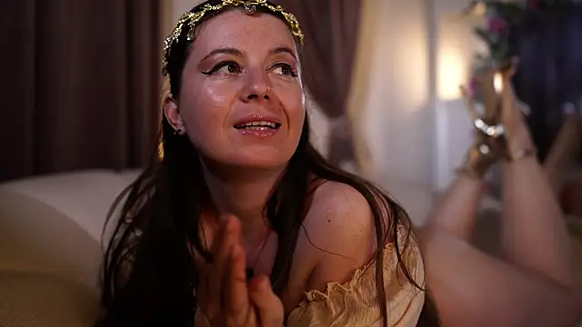 XandraK online show from April 17, 4:20 pm