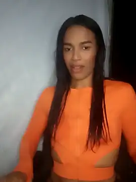 FlorSalvaje  online show from April 2, 12:41 am