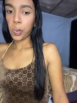 FlorSalvaje  online show from April 17, 1:19 am