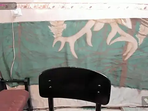 Laureles6667 online show from March 7, 8:10 am