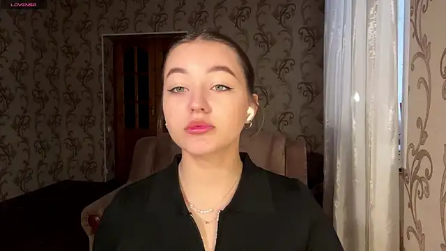 KarineDampy online show from March 8, 3:05 pm