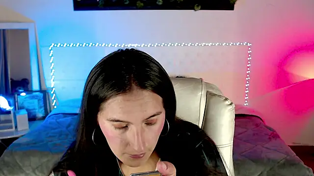  lucia 777 online show from March 2, 5:30 pm