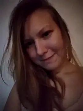 August Shine online show from April 10, 6:58 pm