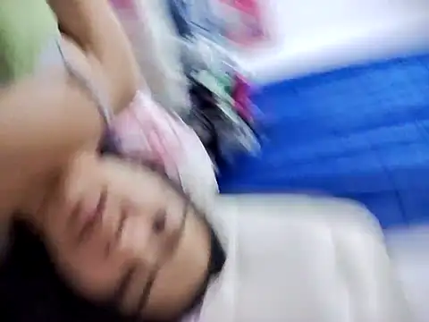 allyson-cute03 online show from March 22, 5:46 am