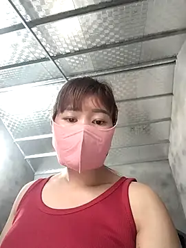 Lilinn  online show from April 2, 11:13 pm