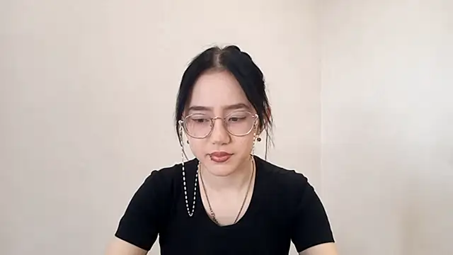 SolvedGlobe online show from April 17, 1:02 pm