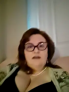 Teacher-Sue online show from February 28, 5:45 pm