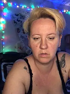 SofiaAmour online show from April 18, 7:58 pm