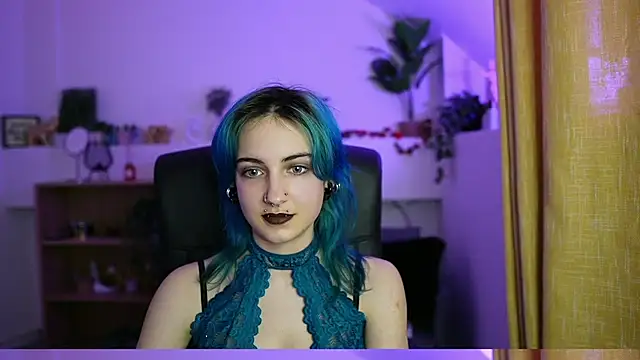 stacy  x3 online show from April 18, 1:13 pm