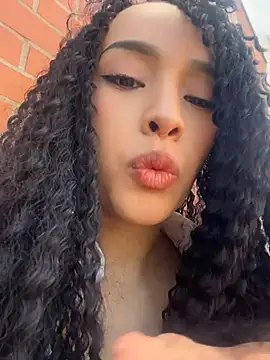 Mia-villalobos online show from July 24, 1:42 pm