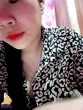 Nudde-sexxy online show from March 2, 4:34 am