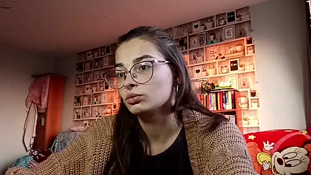 JInaMillsap online show from April 8, 9:33 am