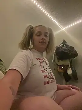 imkhloe online show from April 25, 12:46 am