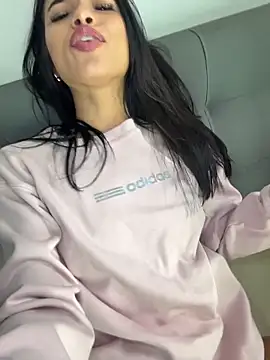 Bella Smithe online show from March 27, 3:24 pm