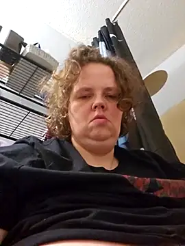 Purplesparkle1 online show from March 7, 9:38 am