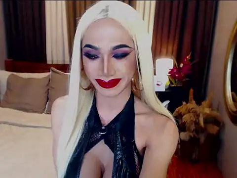 KieraLee online show from March 4, 8:26 pm