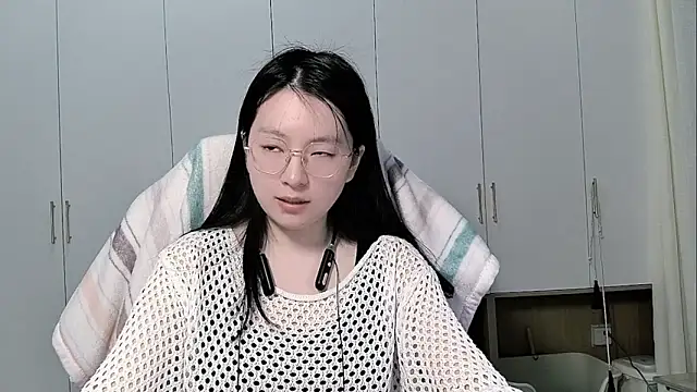 Eeya-36 online show from April 25, 1:41 pm