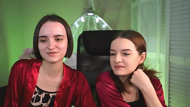 KellieBanshe online show from April 4, 4:33 am