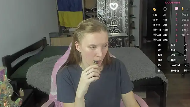 Mary Blu online show from November 20, 8:32 pm