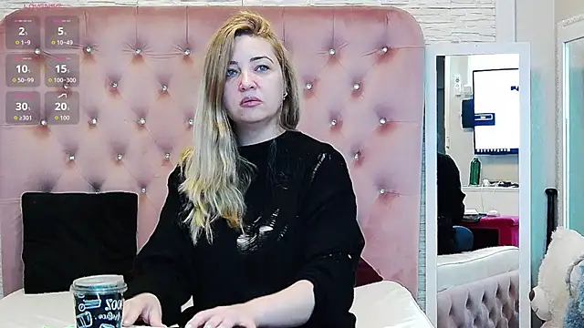 MellanieBliss online show from April 30, 4:50 am