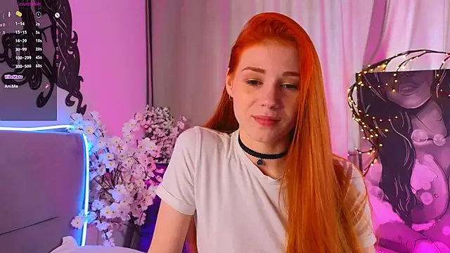 AmyLindsey online show from April 12, 8:17 am