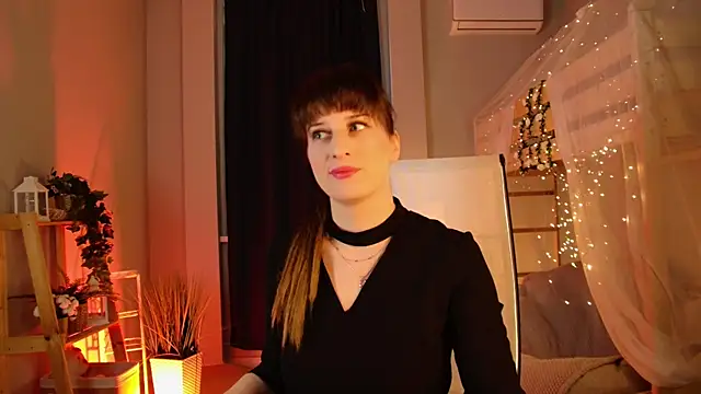 EmmaWheelers online show from April 18, 2:41 pm