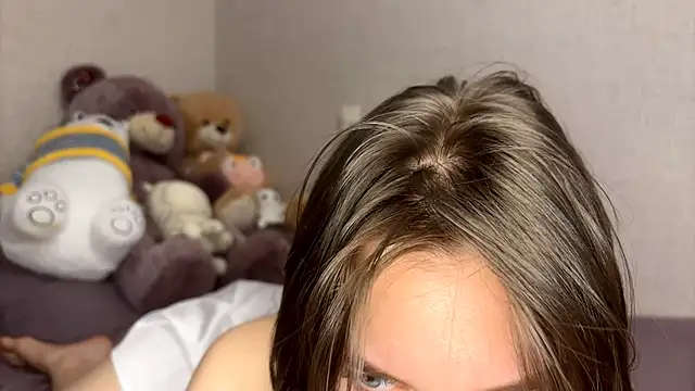 YangReifer online show from April 16, 9:50 pm