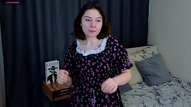 BreannaBuczak online show from March 17, 2:48 am