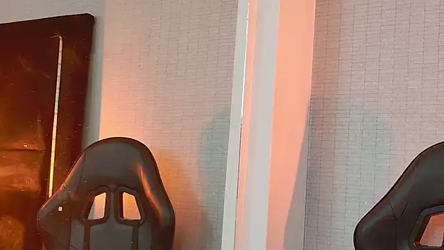 EllaEvanzz online show from March 24, 11:43 pm