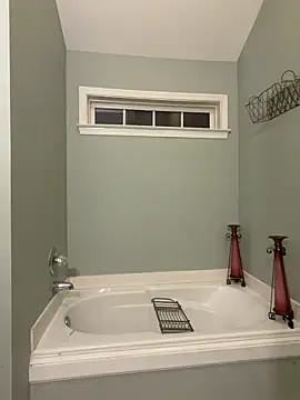 TrustMySoles online show from April 18, 3:20 am