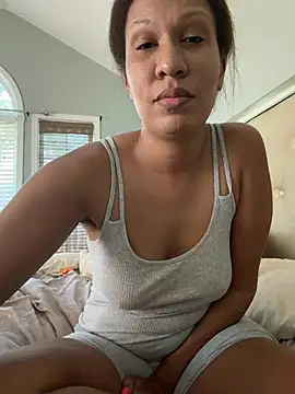 TrustMySoles online show from April 2, 2:25 pm