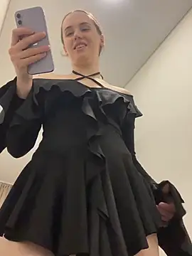 pinkpeachx online show from April 16, 9:39 pm