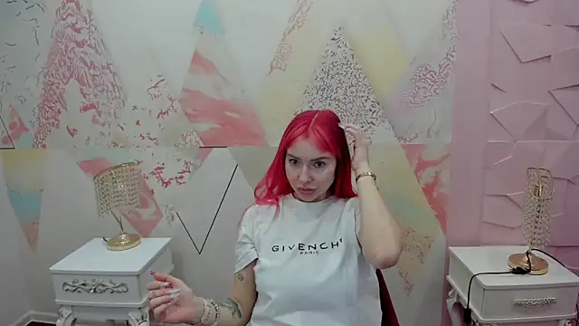 Xeni lia online show from March 9, 10:40 am