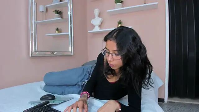 Kat 44 online show from March 25, 8:34 pm