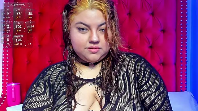 SunnyHoney  online show from June 4, 12:20 pm