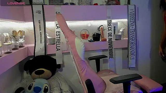 CherrySeraphine1 online show from April 9, 8:42 am