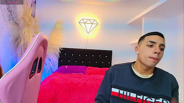 Ariatna Andy online show from March 31, 9:26 pm