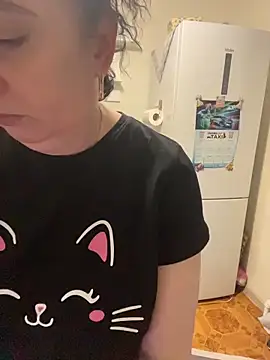 Melissa Morris online show from April 1, 6:05 pm