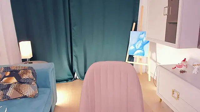 ShawtyCelina online show from April 3, 11:30 am