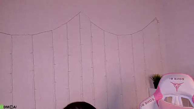 LunaRossaa online show from March 30, 11:59 pm