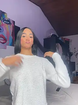 Paola 14 online show from May 11, 7:44 pm