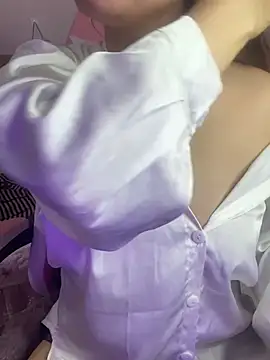 Meow sexygirl online show from July 13, 1:34 pm